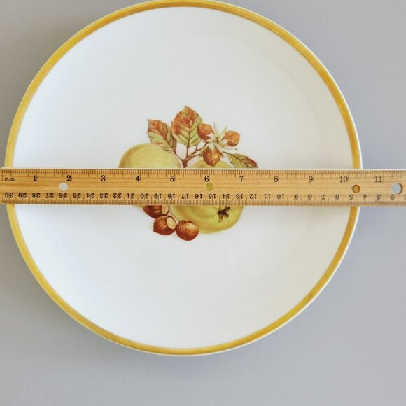 Vintage PM Jaeger & Co. Harvest Dinner Plate Yellow Apple & Nuts Heavy Gold Trim - Picture 7 of 10